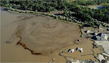 Oil Spill in Yellowstone River