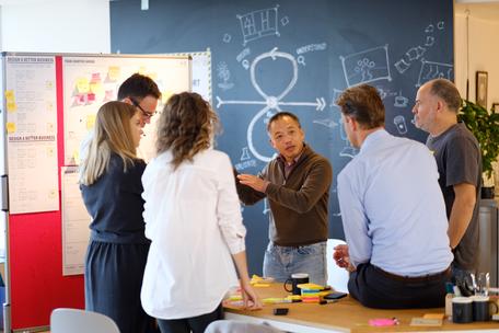 workshop success image of group of people