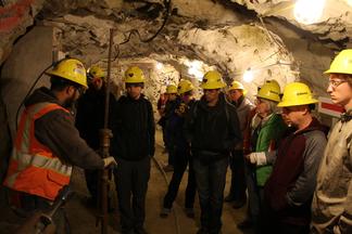 UNC Students Tour a Mine