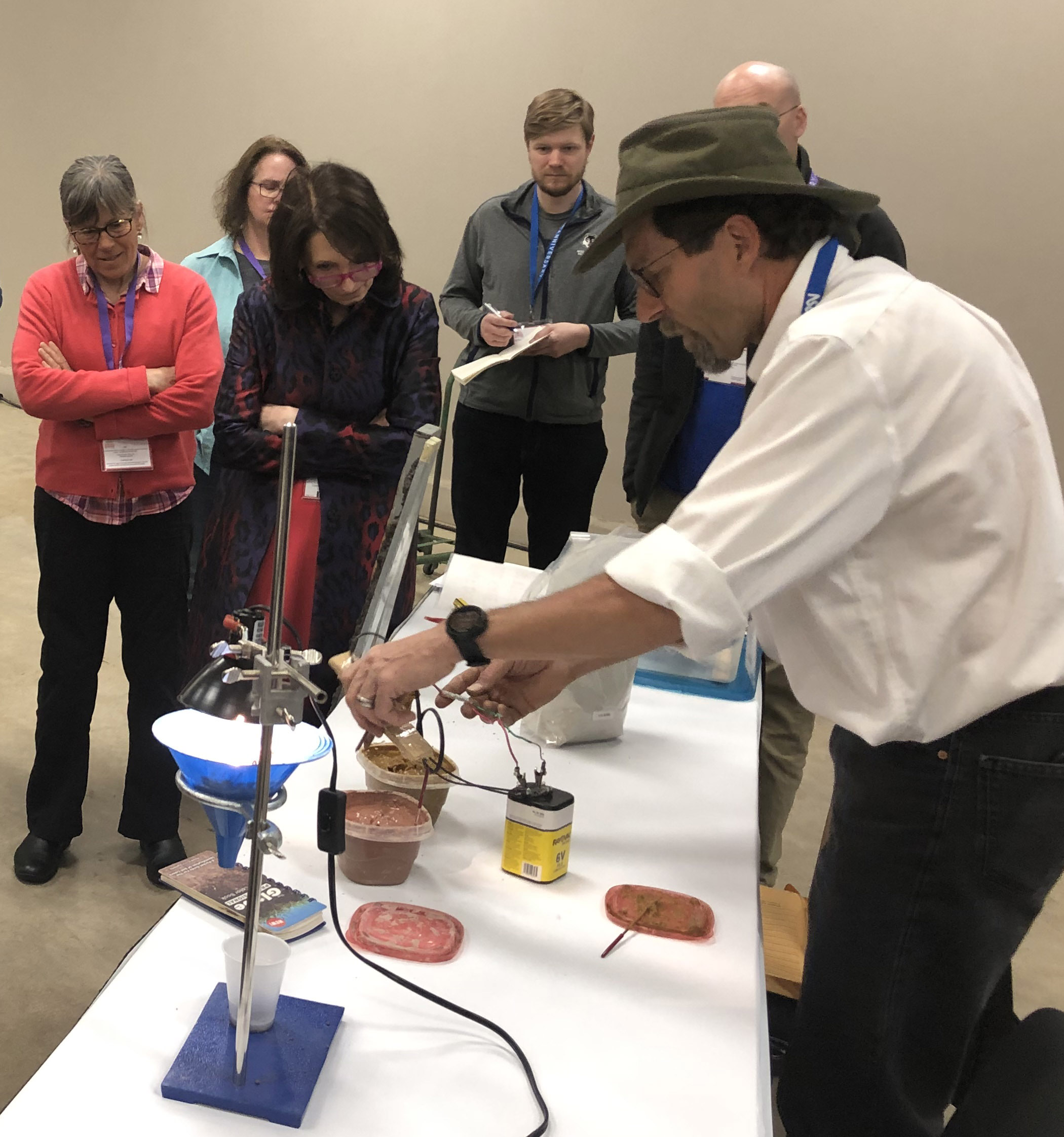 Demonstration of electrodes in soil