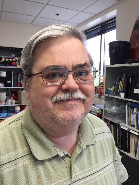 Dr. Dan E. Olson