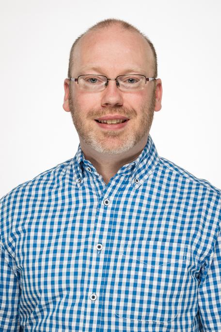 Head Shot.jpg