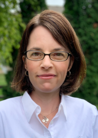 Headshot 2020 Cropped.png
